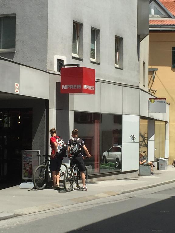 Alexander Apartment Innsbruck Bagian luar foto